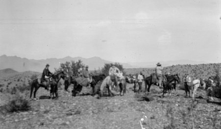 Nde (Apache) hunt, Grand Canyon - McCutcheon, John T. (John Tinney), 1870-1949