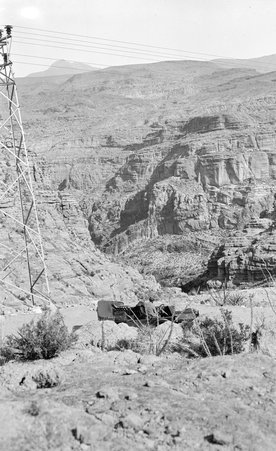Nde (Apache) hunt, Grand Canyon - McCutcheon, John T. (John Tinney), 1870-1949