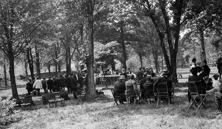 Indiana society picnic - McCutcheon, John T. (John Tinney), 1870-1949