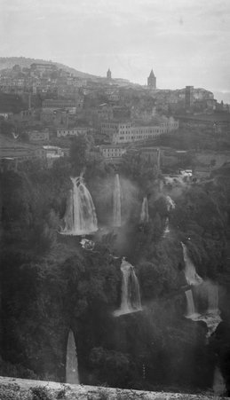 Salonika, Serbia, Greek Islands - McCutcheon, John T. (John Tinney), 1870-1949