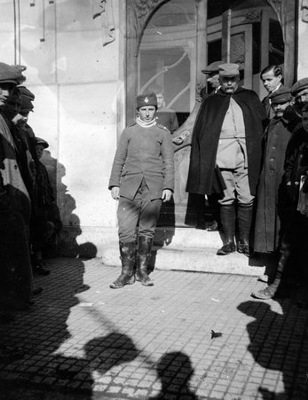 Serbian Front - McCutcheon, John T. (John Tinney), 1870-1949