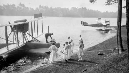 Hammond Wrigley flight - McCutcheon, John T. (John Tinney), 1870-1949