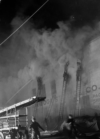 Saratoga Storage Co. Fire - Coster, Gordon, 1920-1985