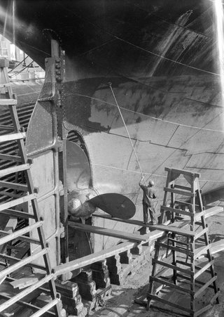 Baltimore Boats at Dock - Coster, Gordon, 1920-1985