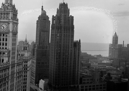 Chicago Rooftop Views including views of the L, the Worlds Fair, and Lake Michigan - Coster, Gordon, 1920-1985