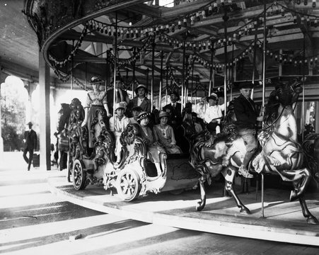 Merry-go-round at Riverview Park - Chicago Daily News, Inc.