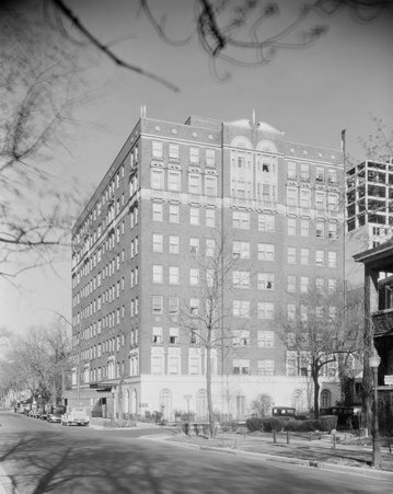 Coronado apartments - Hedrich-Blessing