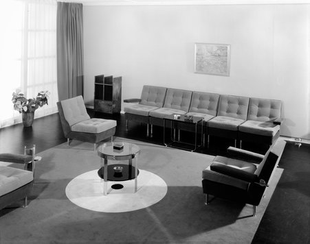 Modern house interior - Hedrich-Blessing