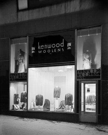 Kenwood Woolens window - Hedrich-Blessing