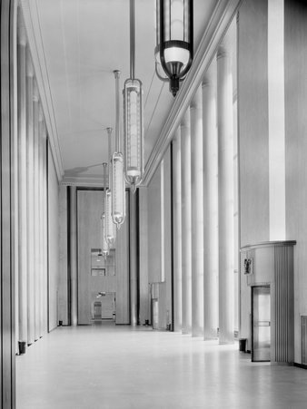North Dakota State Capitol building entrance - Hedrich-Blessing