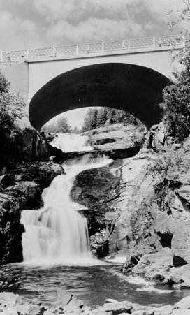 Bridge and waterfall - Hedrich-Blessing