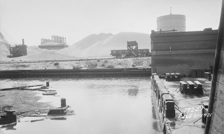 Calumet Shipyard - Metropolitan Sanitary District of Greater Chicago