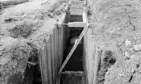 Salt Creek sewer contract - Metropolitan Sanitary District of Greater Chicago