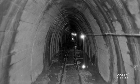 West Side Intercepting Sewer - Metropolitan Sanitary District of Greater Chicago