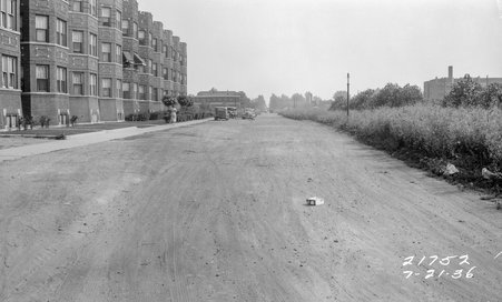 Apartment building - Metropolitan Sanitary District of Greater Chicago