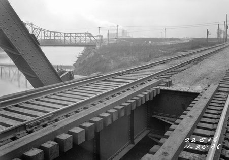 Kedzie Avenue and Canal - Metropolitan Sanitary District of Greater Chicago
