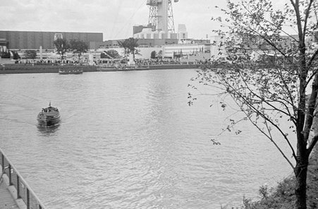 Lagoon and Hall of Science at Century of Progress - Cook, O. L.