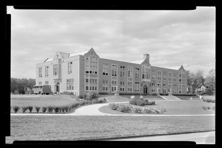 Hinsdale, Illinois, circa early 1930s - Childs, Charles R., 1875-1960