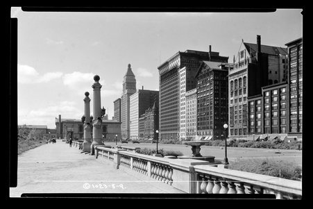 Michigan Avenue, Chicago, Illinois - Childs, Charles R., 1875-1960