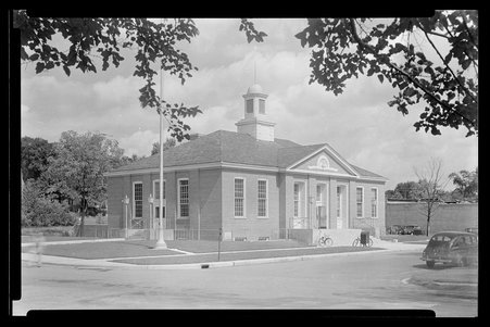 Hinsdale, Illinois, 1942 - Childs, Charles R., 1875-1960