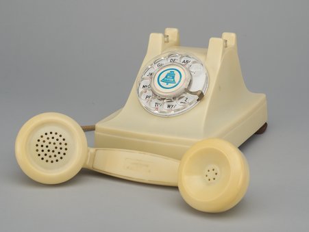 Rotary telephone - Western Electric Company