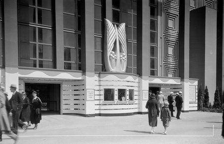Horticultural Building, Century of Progress, 1933 - Childs, Charles R., 1875-1960