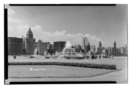 Mid-town skyline showing Buckingham Fountain and Michigan Avenue, Chicago, Illinois - Childs, Charles R., 1875-1960