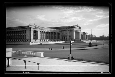 Field Museum from Shedd Aquarium, Chicago, Illinois - Childs, Charles R., 1875-1960