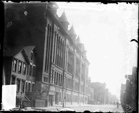 Sheldon School on Goethe Street - Chicago Daily News, Inc.