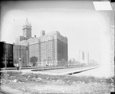 Furniture Mart store, viewed at an angle, located at 666 North Lake Shore Drive in the Near North Side community area - Chicago Daily News, Inc.
