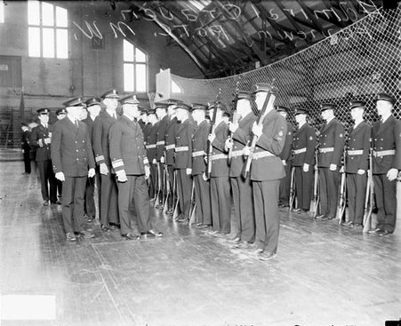 Rear Admiral Thomas T. Craven at Northwestern University - Chicago Daily News, Inc.