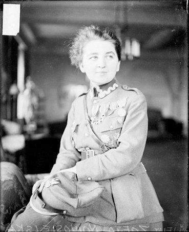 Lt. Jofja Nowosielska, known as the Polish Joan of Arc, sitting and holding hat - Chicago Daily News, Inc.