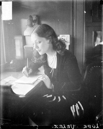 Lupe Velez, actress, writing - Chicago Daily News, Inc.
