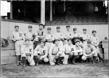 Baseball team, Philadelphia Phillies, player on right looking away, West Side Grounds - Chicago Daily News, Inc.