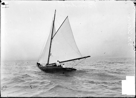 Yacht, St. Clair, sailing on Lake Michigan - Chicago Daily News, Inc.
