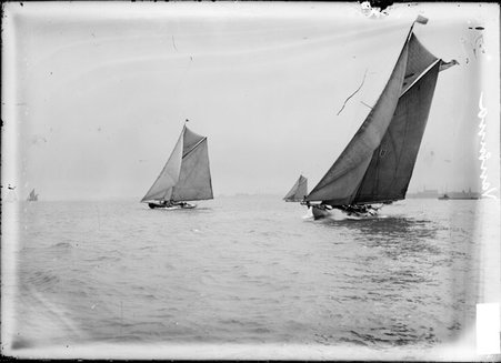 Yacht, Vannena, sailing on Lake Michigan - Chicago Daily News, Inc.