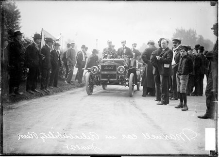 Drivers in automobile reliability contest sitting in an automobile - Chicago Daily News, Inc.