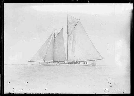 Amorita, yacht, sailing at full mast on Lake Michigan - Chicago Daily News, Inc.