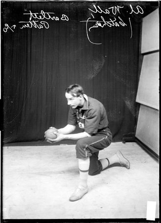 Indoor baseball player, Al Wall, Bartlet Pattern & Co. team - Chicago Daily News, Inc.