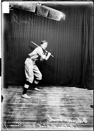 Indoor ball player, Edwin Pond, Belden Av. Baptist indoor ball team - Chicago Daily News, Inc.