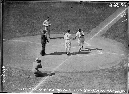 St. Louis Browns vs. Chicago White Sox baseball game - Chicago Daily News, Inc.