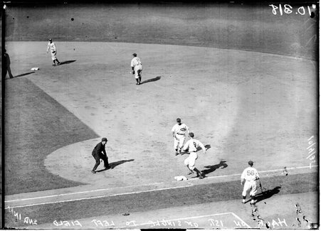 1935 World Series, Detroit Tigers vs. Chicago Cubs - Chicago Daily News, Inc.