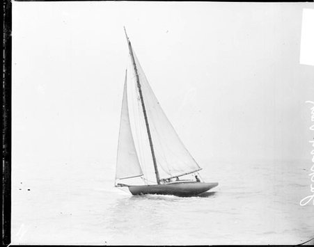 Yacht Jackson Park sailing in a body of waterduring the Lipton Cup Yacht Race - Chicago Daily News, Inc.
