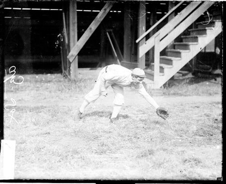 Baseball player Atz, Chicago White Sox, leaning to his left - Chicago Daily News, Inc.