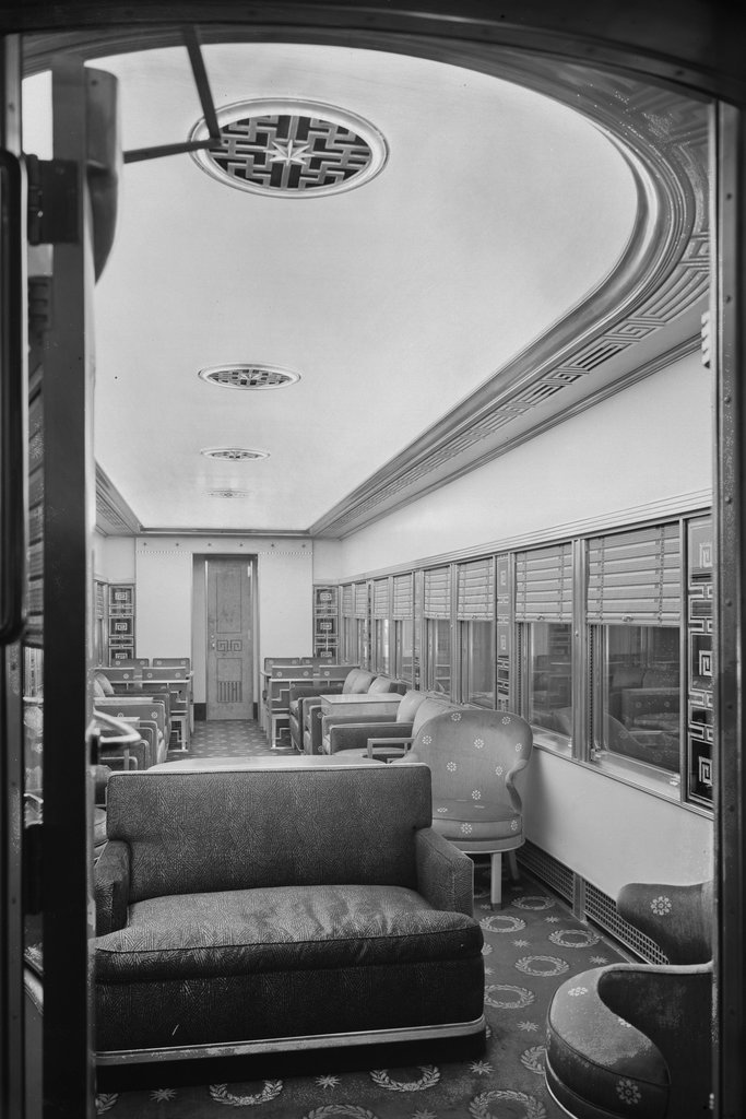 Pullman aluminum car at Century of Progress - Trowbridge, Raymond W., 1886-1936
