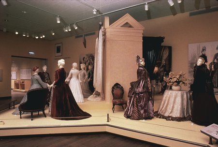 Proper Lady exhibition at the Chicago Historical Society (Chicago History Museum) - Chicago History Museum