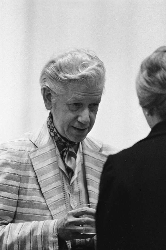 The Chicago Historical Society hosts a gathering at the museum - Don Bierman for Chicago Sun-Times