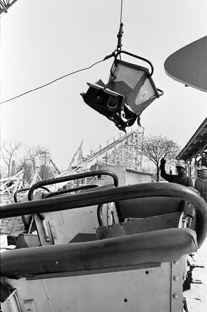 Roller coaster at Riverview Park being dismantled - Chicago Sun-Times