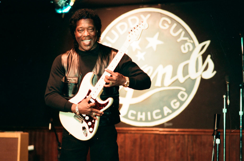 Buddy Guy wins Grammy - Chicago Sun-Times
