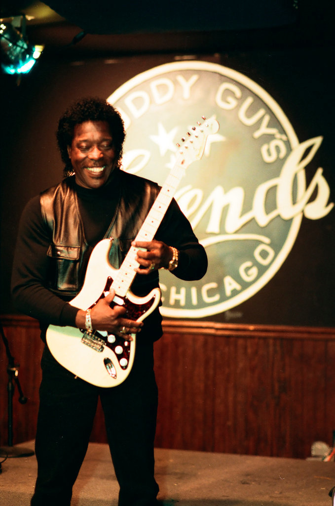 Buddy Guy wins Grammy - Chicago Sun-Times